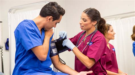 Medical Assistant Programs in Gainesville .